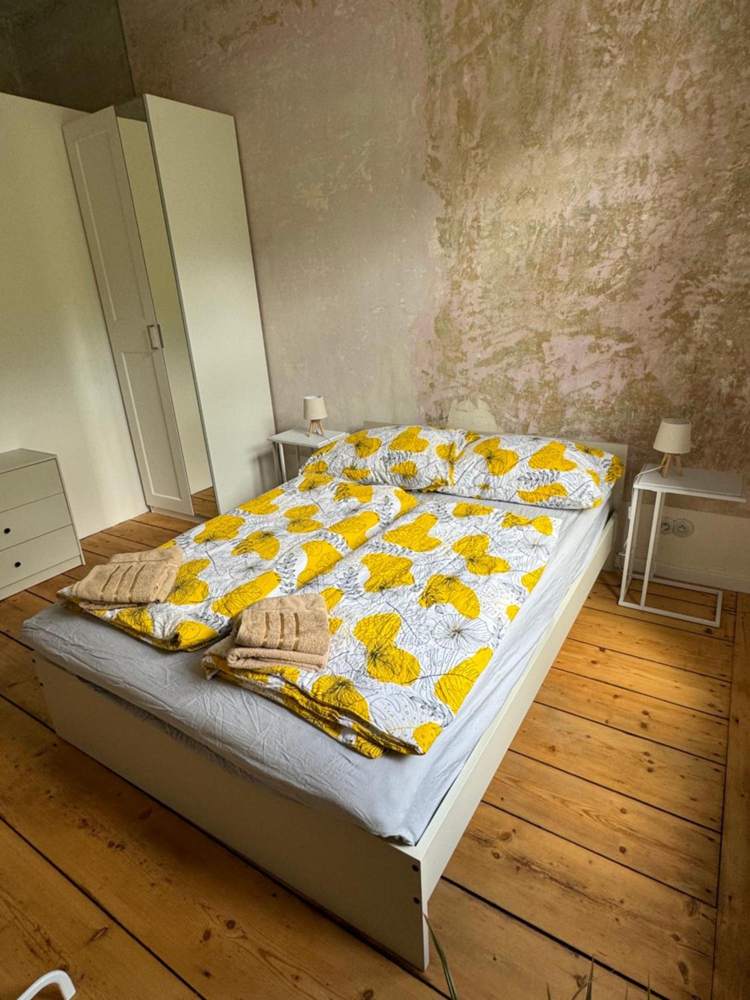 Design Apartment In The Heart Of KLV Exterior foto