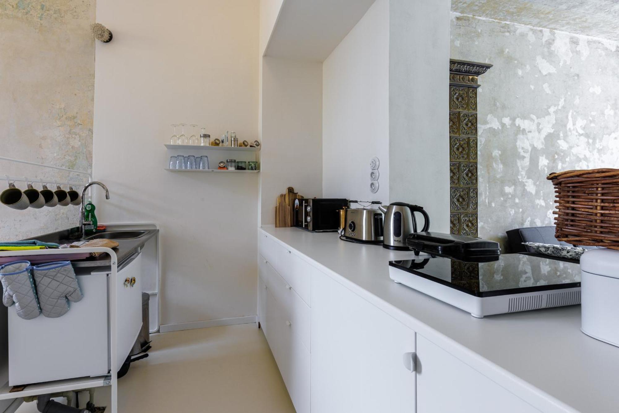 Design Apartment In The Heart Of KLV Exterior foto