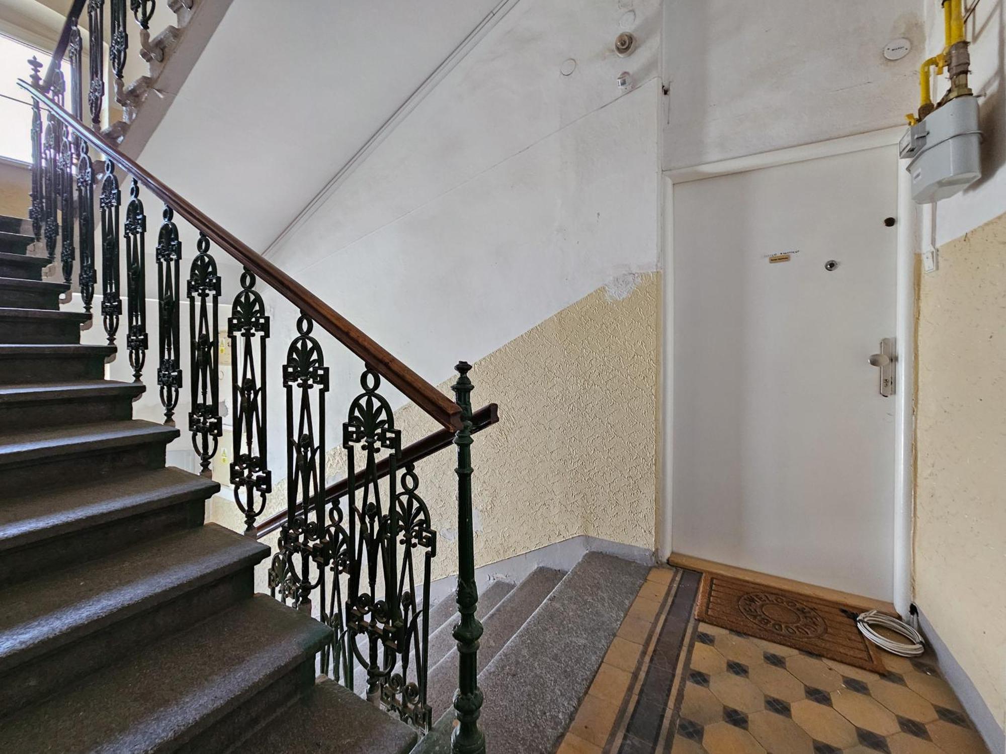 Design Apartment In The Heart Of KLV Exterior foto